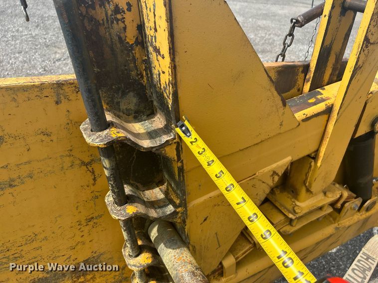 image for item KW9113 1984 Butler  reel trailer