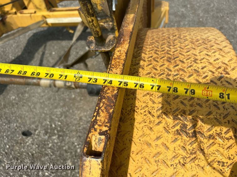 image for item KW9113 1984 Butler  reel trailer