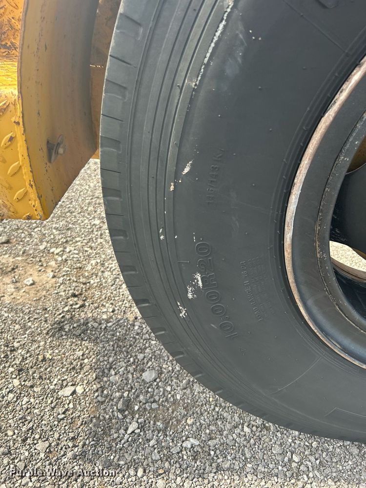 image for item KW9113 1984 Butler  reel trailer