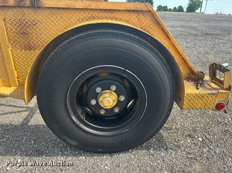 image for item KW9113 1984 Butler  reel trailer