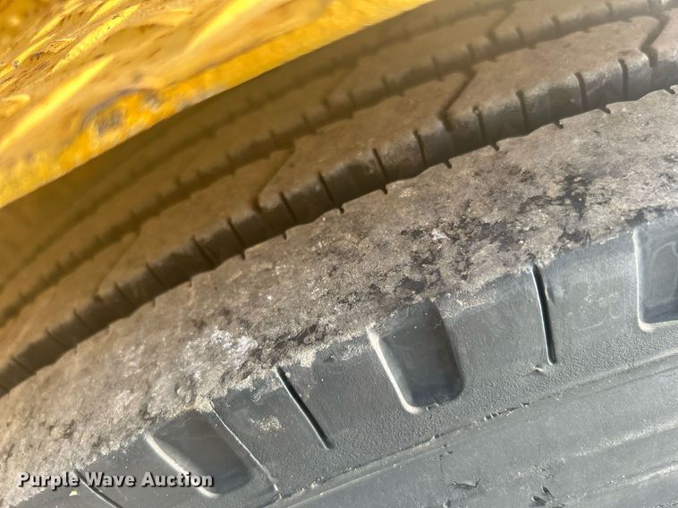 image for item KW9113 1984 Butler  reel trailer