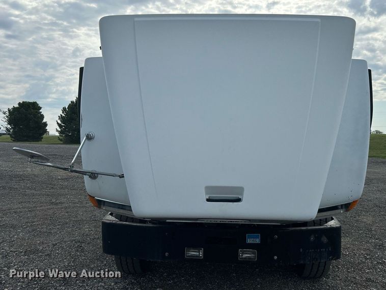 image for item KW9114 1998 Freightliner FLD112 vacuum truck