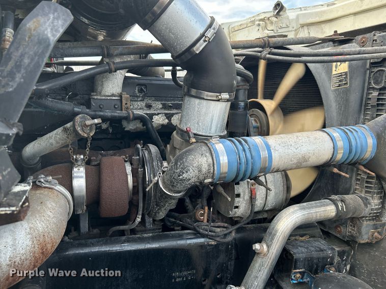 image for item KW9114 1998 Freightliner FLD112 vacuum truck