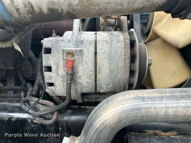 image for item KW9114 1998 Freightliner FLD112 vacuum truck