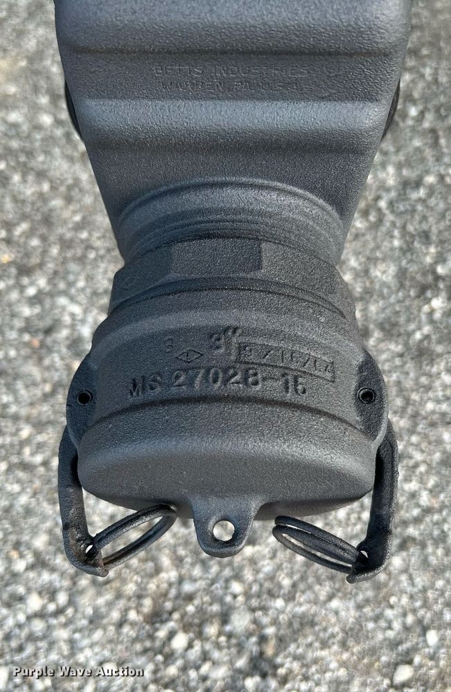 image for item KW9116 2006 International 4400  fuel truck