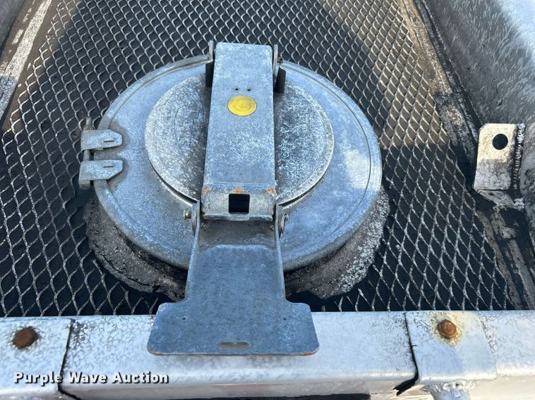 image for item KW9116 2006 International 4400  fuel truck