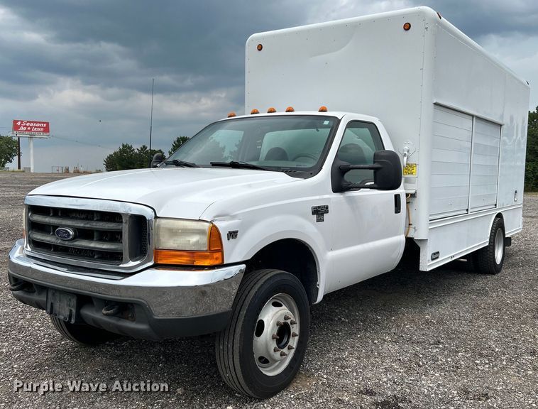 image for item KW9211 2000 Ford F450 Super Duty  box truck