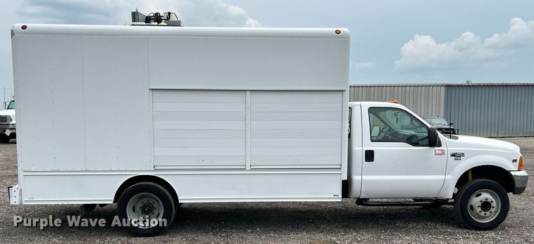 image for item KW9211 2000 Ford F450 Super Duty  box truck