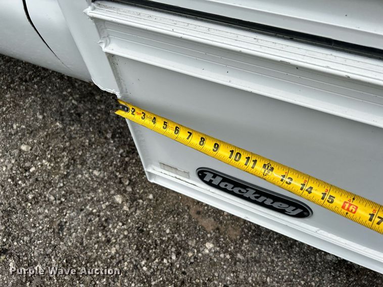 image for item KW9211 2000 Ford F450 Super Duty  box truck