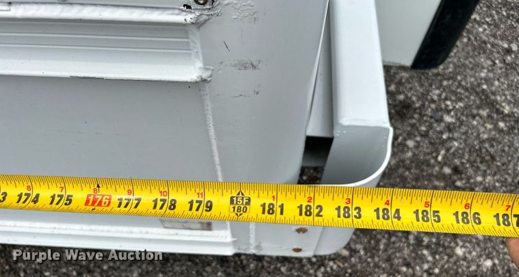 image for item KW9211 2000 Ford F450 Super Duty  box truck