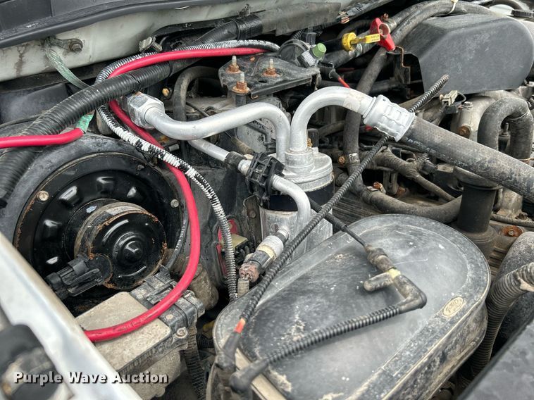 image for item KW9211 2000 Ford F450 Super Duty  box truck