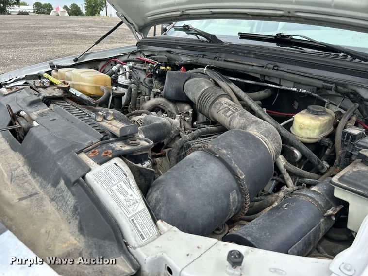 image for item KW9211 2000 Ford F450 Super Duty  box truck