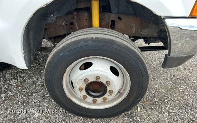 image for item KW9211 2000 Ford F450 Super Duty  box truck