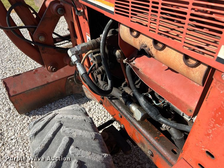 image for item LF9380 2000 Ditch Witch 3700  trencher
