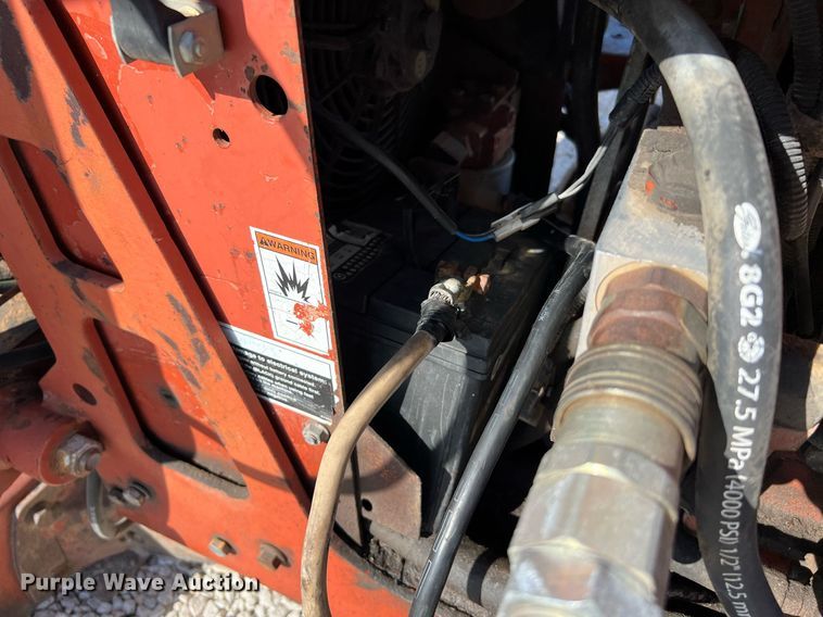 image for item LF9380 2000 Ditch Witch 3700  trencher