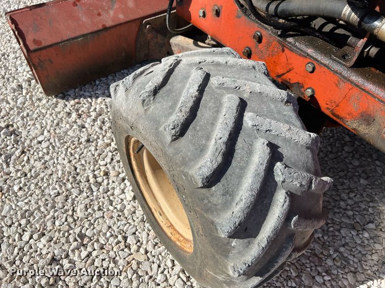 image for item LF9380 2000 Ditch Witch 3700  trencher