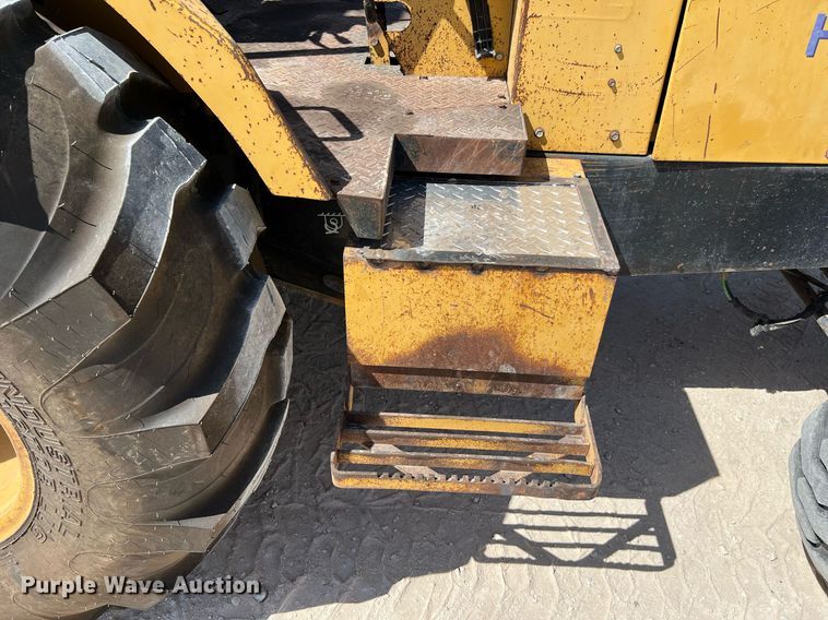 image for item LF9412 Harlo HP8500  forklift