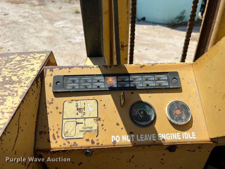 image for item LF9412 Harlo HP8500  forklift