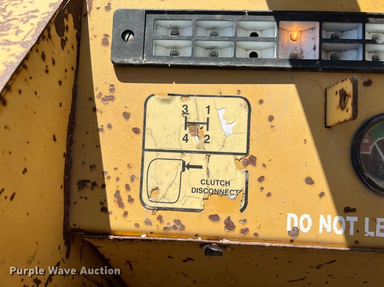 image for item LF9412 Harlo HP8500  forklift