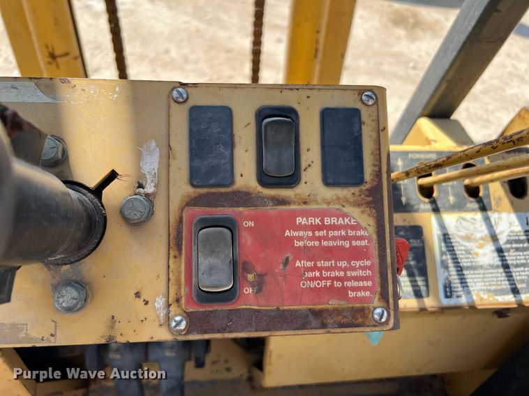 image for item LF9412 Harlo HP8500  forklift