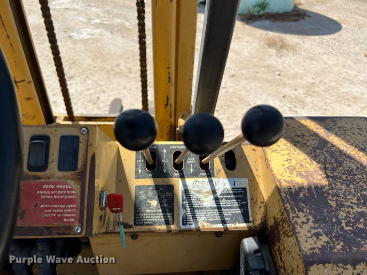 image for item LF9412 Harlo HP8500  forklift