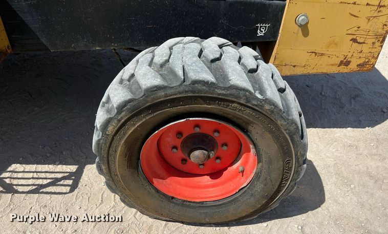 image for item LF9412 Harlo HP8500  forklift