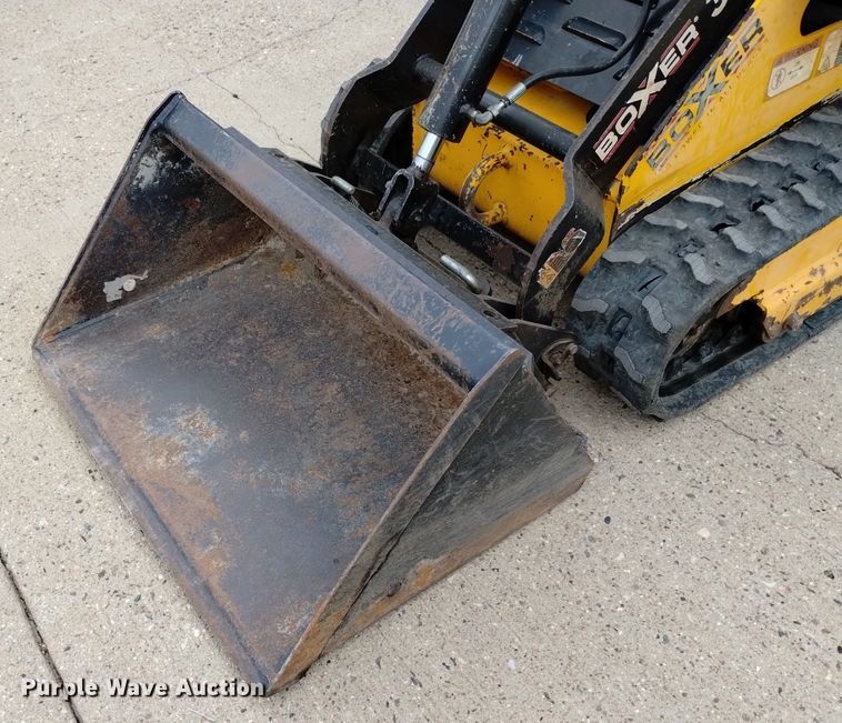 image for item LP9660 2015 Morbark Boxer 320  compact utility loader