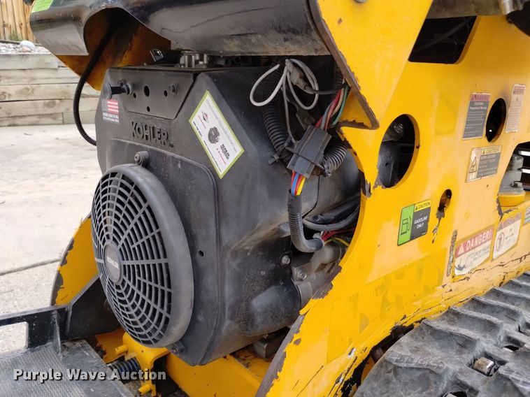 image for item LP9660 2015 Morbark Boxer 320  compact utility loader