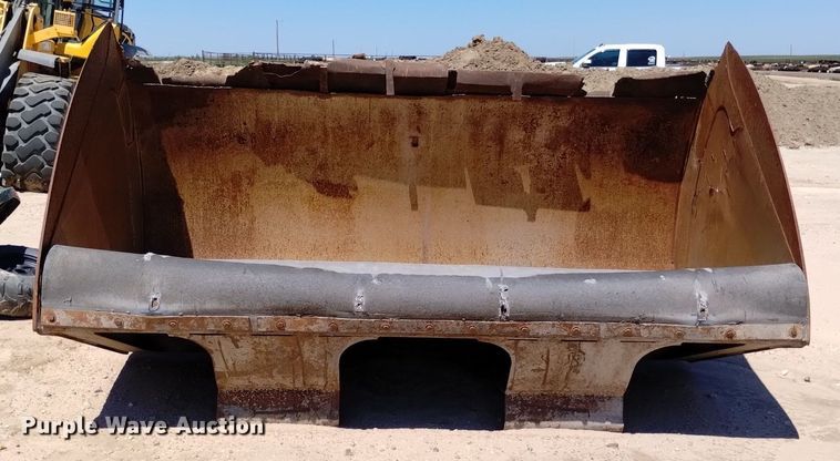 image for item LP9663 Dymax  pushout bucket