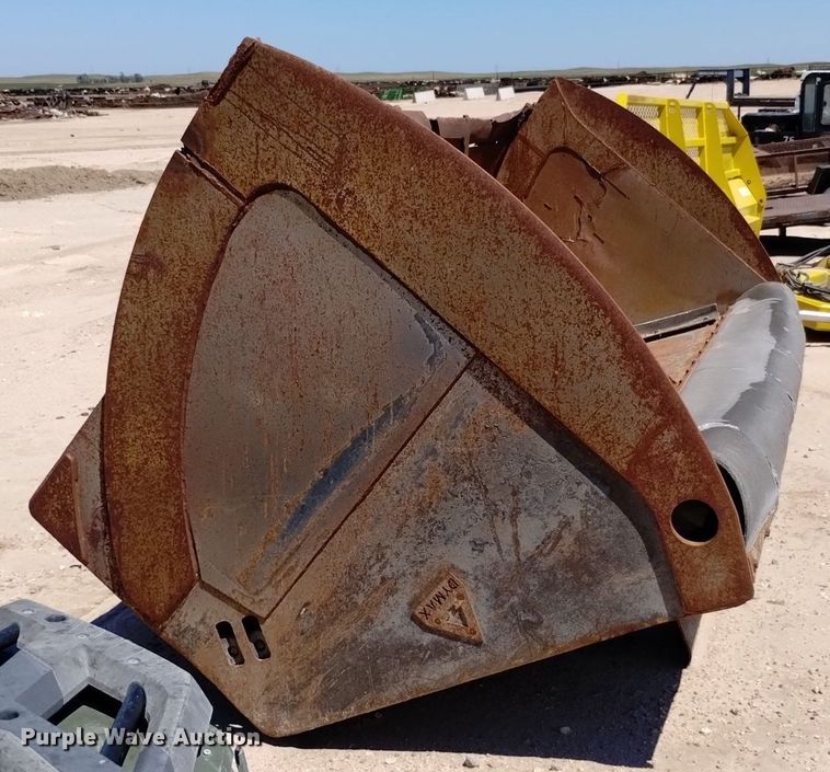 image for item LP9663 Dymax  pushout bucket