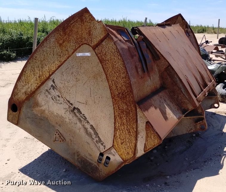 image for item LP9663 Dymax  pushout bucket