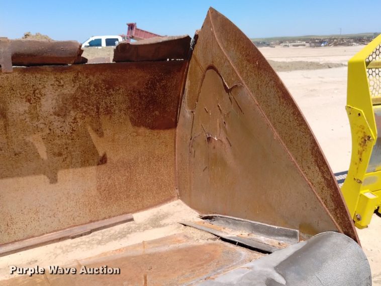 image for item LP9663 Dymax  pushout bucket