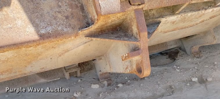 image for item LP9663 Dymax  pushout bucket