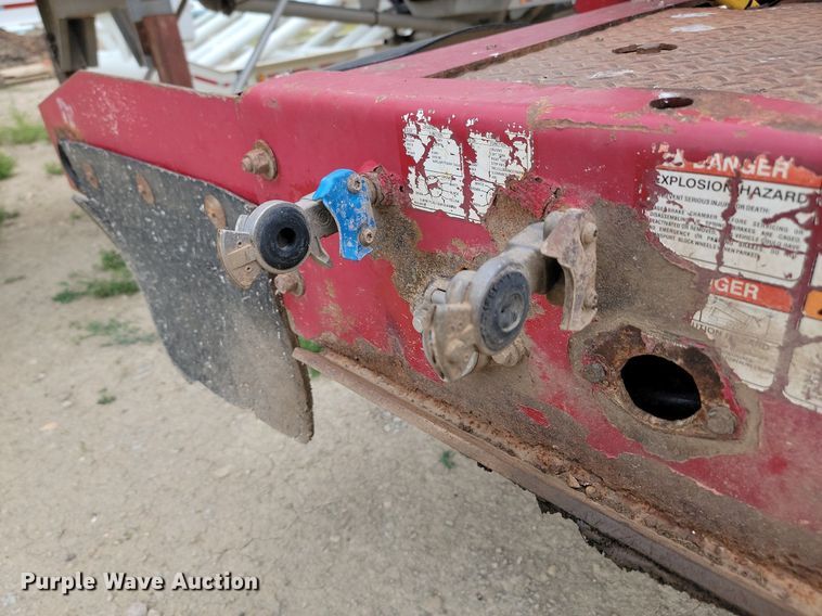 image for item LQ9083 2001 Midland  side dump trailer