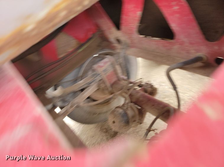 image for item LQ9083 2001 Midland  side dump trailer