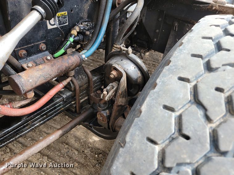 image for item LQ9086 2004 Kenworth T800  dump truck