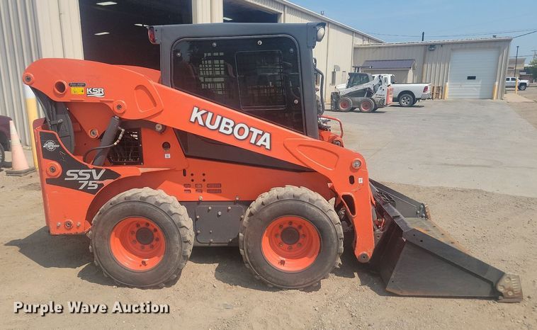 image for item LQ9110 2016 Kubota SSV75  skid steer loader