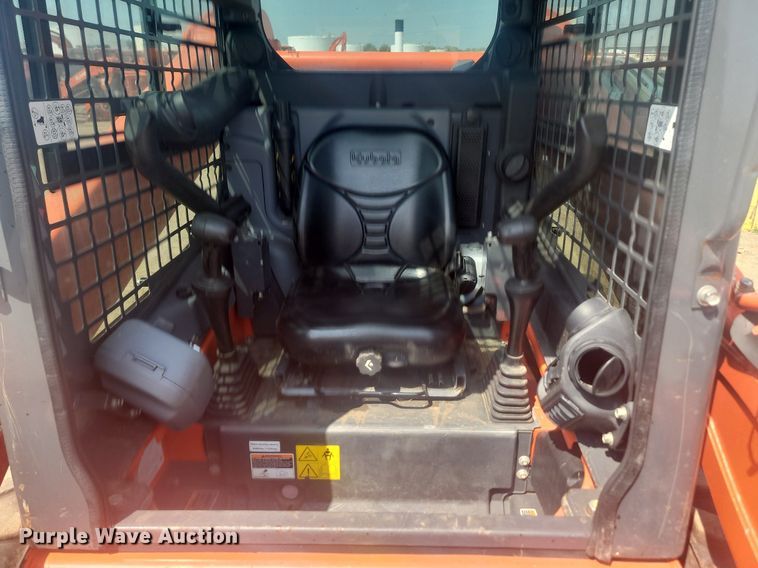 image for item LQ9110 2016 Kubota SSV75  skid steer loader