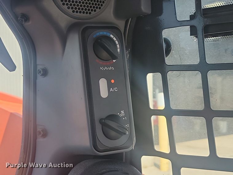 image for item LQ9110 2016 Kubota SSV75  skid steer loader