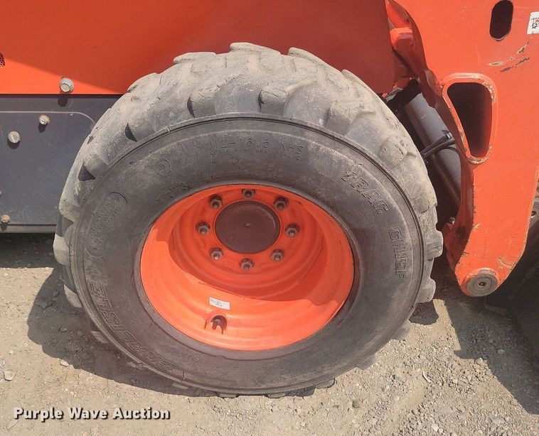 image for item LQ9110 2016 Kubota SSV75  skid steer loader