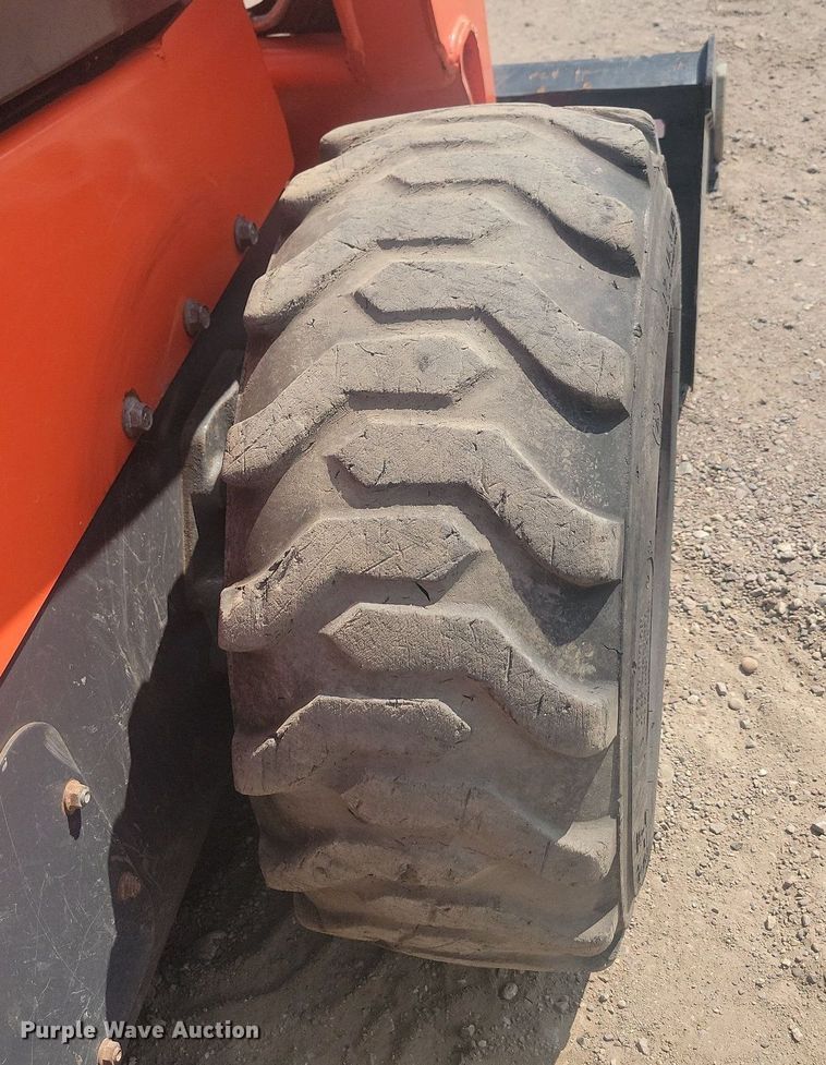 image for item LQ9110 2016 Kubota SSV75  skid steer loader