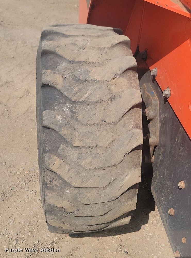 image for item LQ9110 2016 Kubota SSV75  skid steer loader