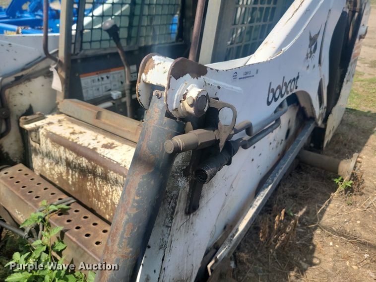 image for item LQ9113 1998 Bobcat 873  skid steer loader