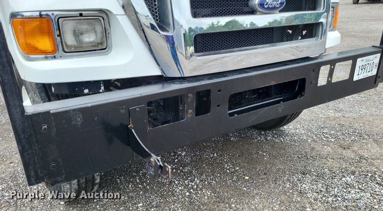 image for item LS9621 2010 Ford F750 Super Duty XL  forestry bucket truck