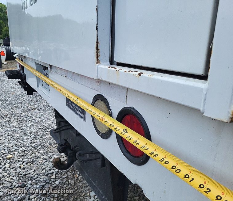 image for item LS9621 2010 Ford F750 Super Duty XL  forestry bucket truck