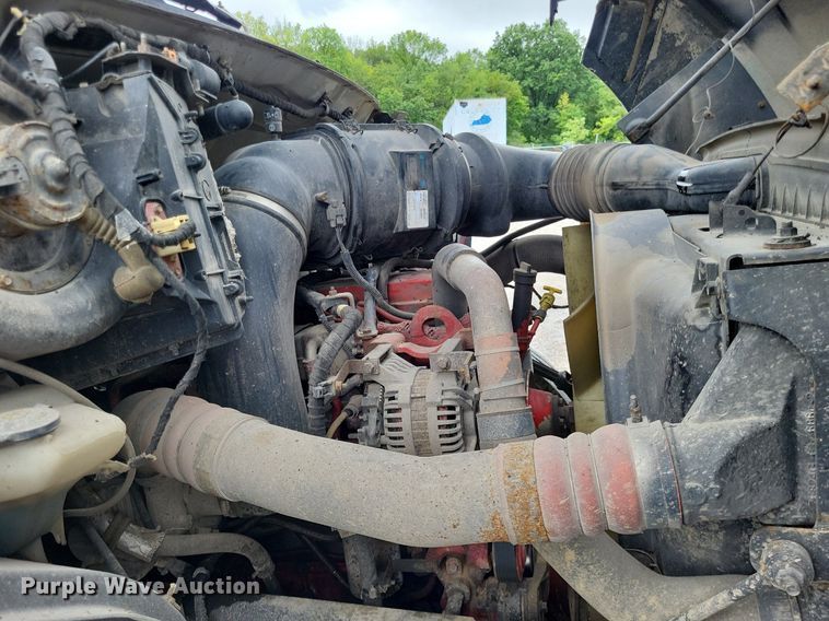 image for item LS9621 2010 Ford F750 Super Duty XL  forestry bucket truck