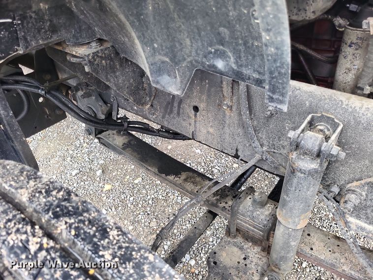 image for item LS9621 2010 Ford F750 Super Duty XL  forestry bucket truck