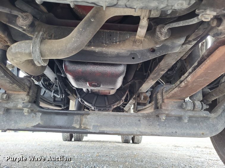 image for item LS9621 2010 Ford F750 Super Duty XL  forestry bucket truck