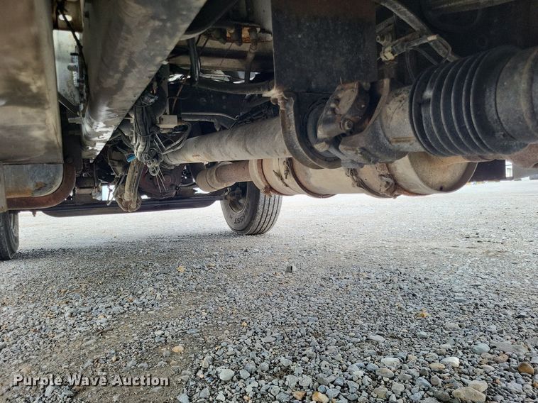 image for item LS9621 2010 Ford F750 Super Duty XL  forestry bucket truck