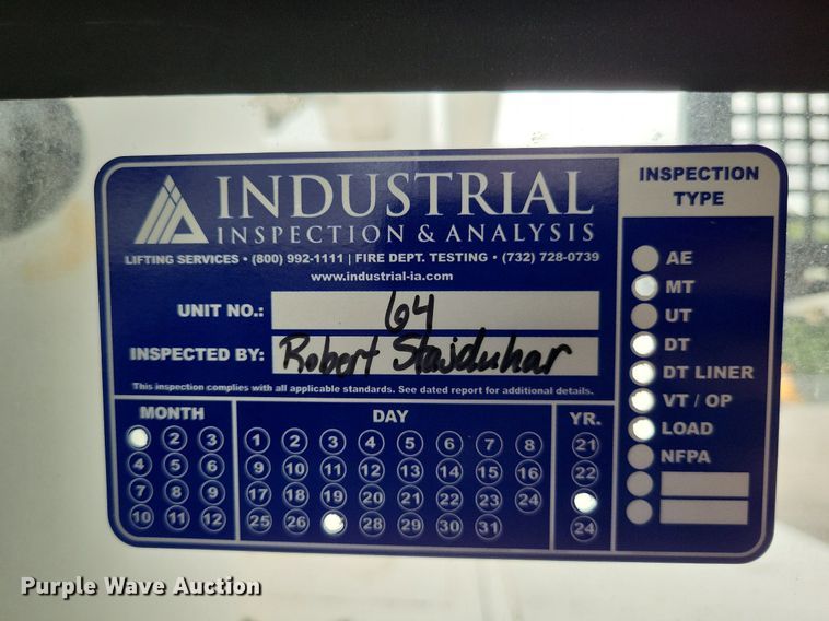 image for item LS9621 2010 Ford F750 Super Duty XL  forestry bucket truck